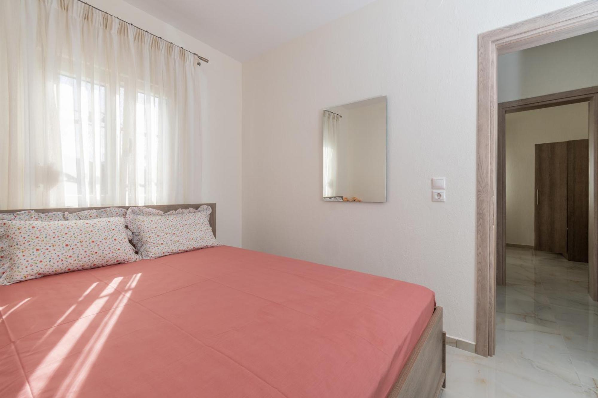 Paradise House Apartment Neos Marmaras